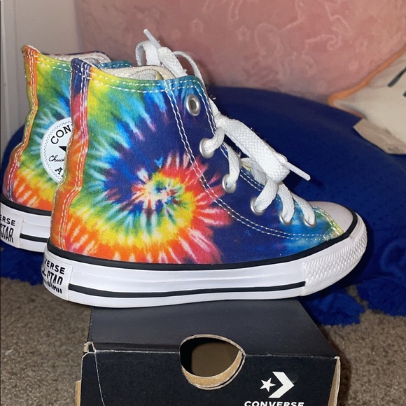 unisex converse - Picture 3 of 5